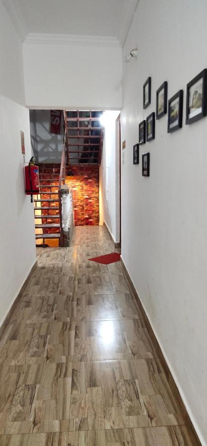 Frank Guest House Baga Esterno foto